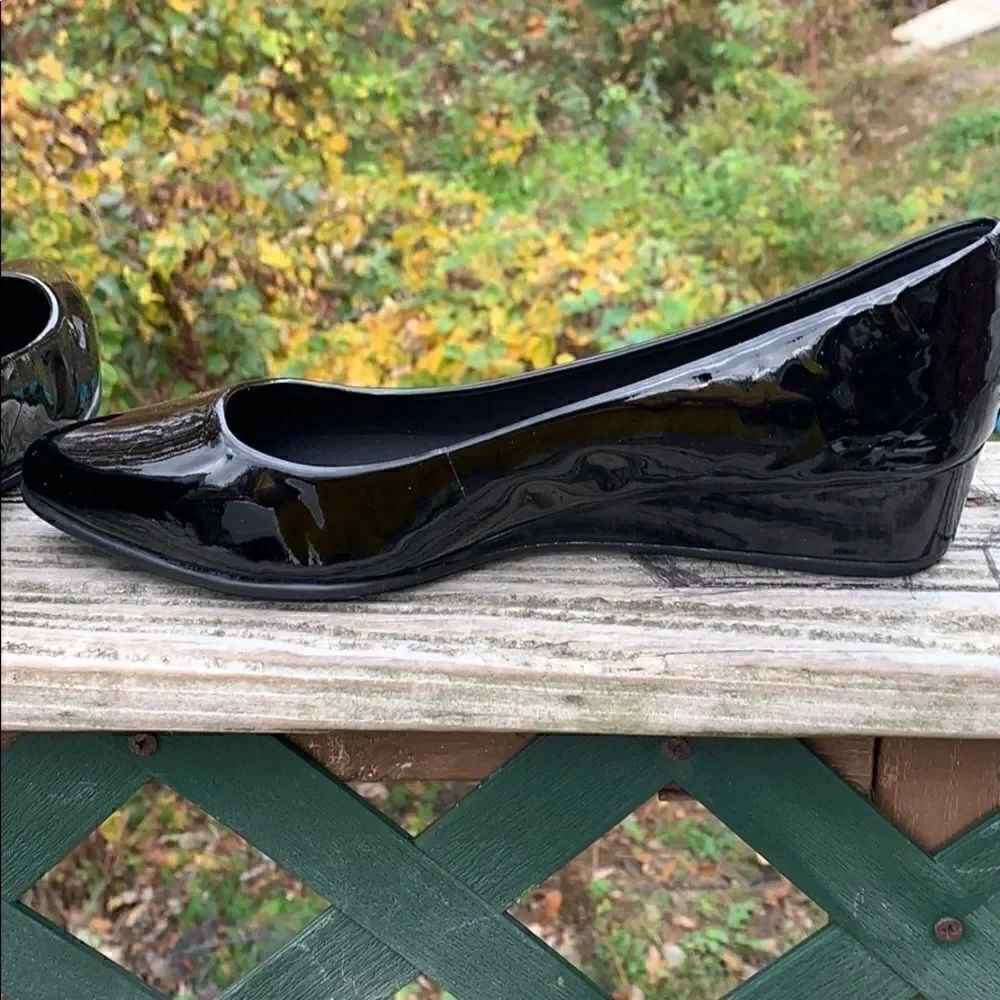 Easy spirit E 360 Paten Leather shoes Sz 9.5W NWOT